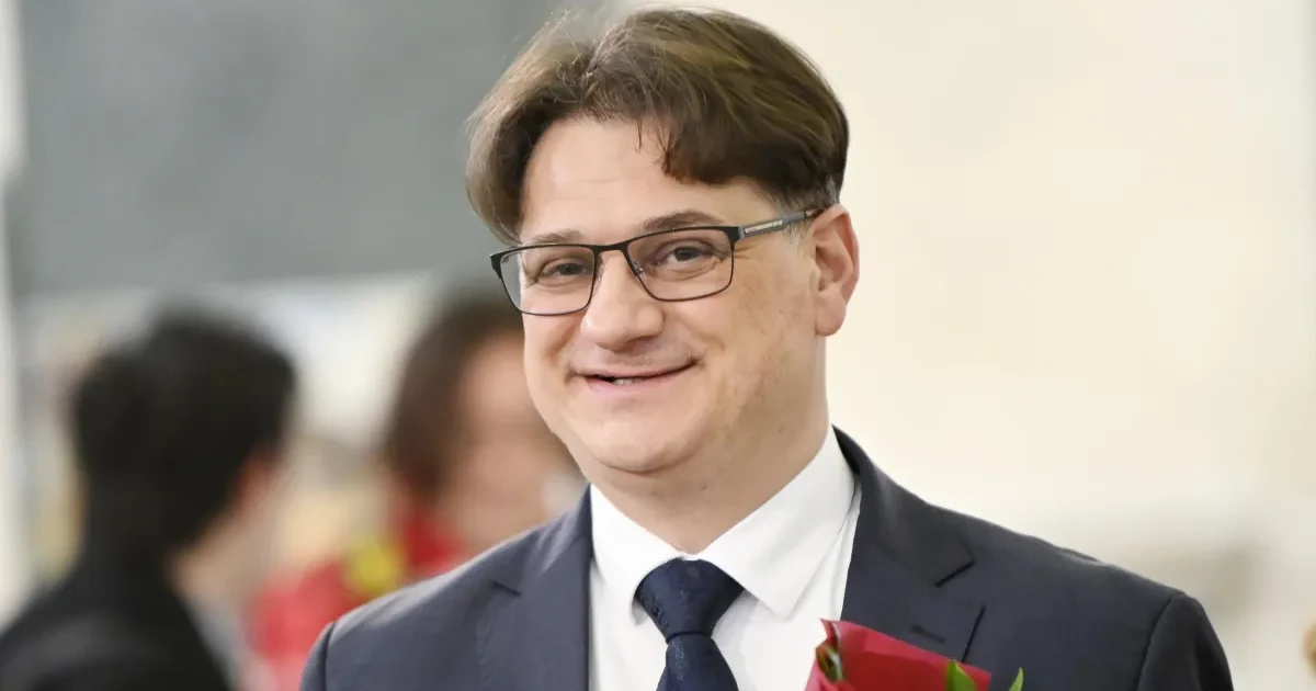 Мариан Бачев напусна политиката