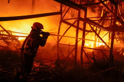 Двама загинаха в Киев при нова руска балистична атака