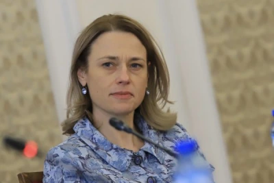 Извенядя! Ива Митева става зам.-министър