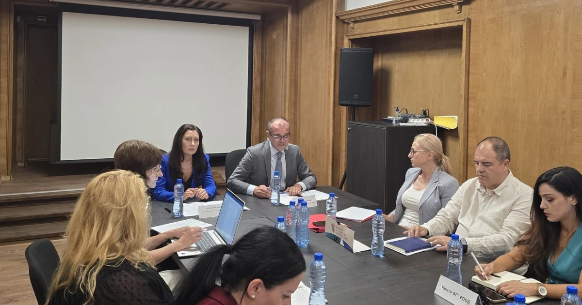 КЗП се срещна с представители от небанковия финансов сектор