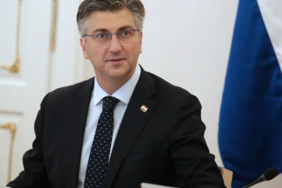 Хърватският премиер: Сърбия има шопинг мания за оръжия