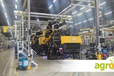 New Holland отбеляза 120 години иновации в жътвената техника със събитие в Зеделгем