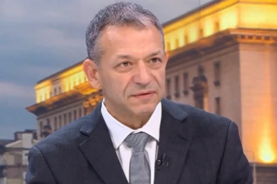Димитър Гърдев: Гори общественият договор в Западна Европа