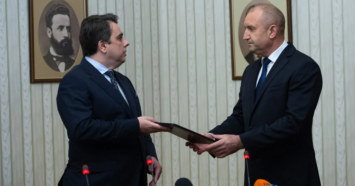 Подкрепата за "Прогресивна България" продължава да се топи според "Маркет линкс"