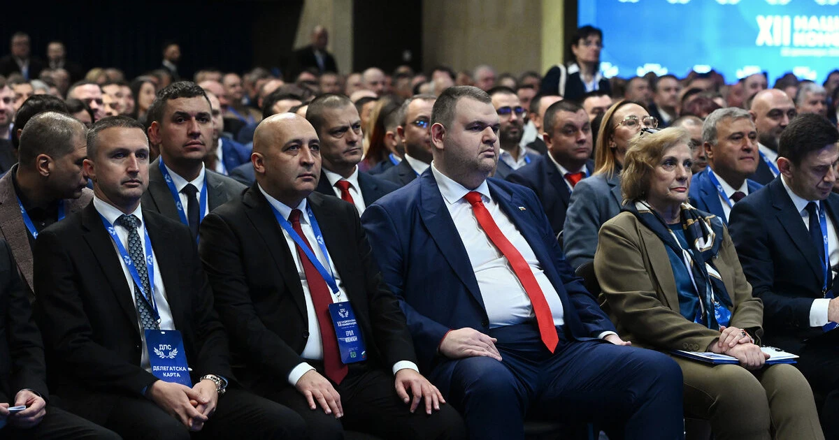 Кой е Радослав Ревански: от юрисконсулт в ДПС до "сивия кардинал" на Пеевски