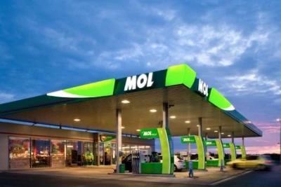 MOL denies signing NIS purchase agreement