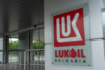 САЩ дадоха на "Лукойл" още месец за преговори за продажба
