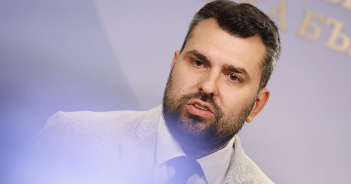 В магазина отдавна цените минаха границата на забавното. Забавно беше, че "Кошница с грижа" ще понижи цените