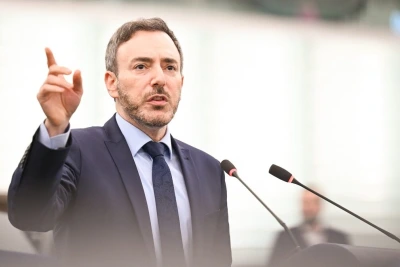 Румен Радев влезе в позиция на Европарламента заради колебливост към Русия