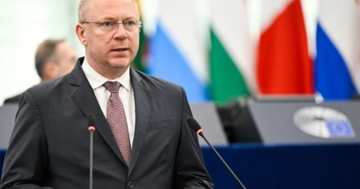 Станислав Стоянов: Време е дрънкането на оръжия да отстъпи място на дипломацията