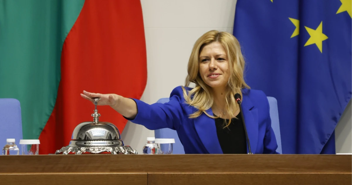 От партията на Радев категорични: Няма да допуснем оставка на Михаела Доцова