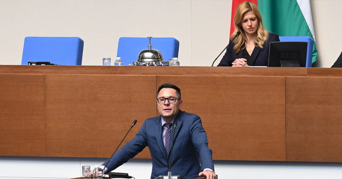 ГЕРБ и "Демократична България" критикуват кабинета, че саботират проекта с "Райнметал"