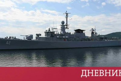 Кабинетът предлага на парламента да одобри покупката на седем бойни кораба втора ръка
