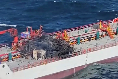 Хърватски моряк е изчезнал в ударен край Румъния танкер