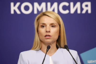 ЦИК: Гласуването с машина отнема под минута, разписките задължително се подпечатват