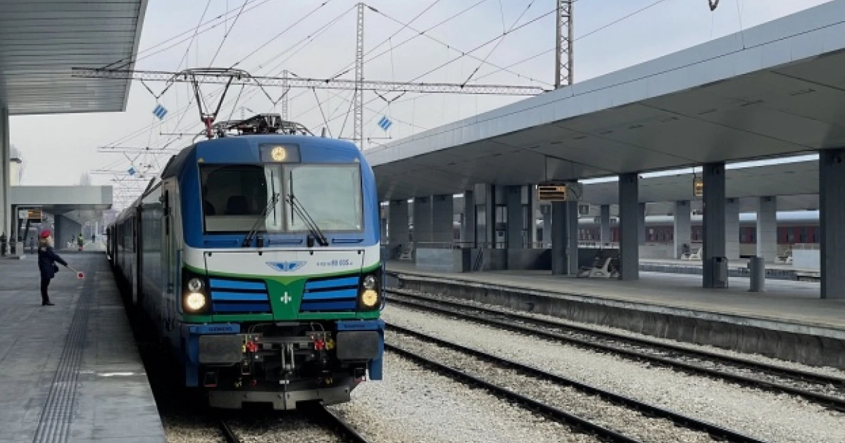 Преустановено движение Централна гара София