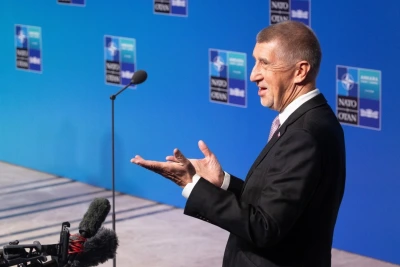 Опит за щурм на парламента в Прага след среднощно гласуване и мераци за национализация на медии (ВИДЕО)