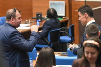 Приет е бюджетът от над 5.256 млрд. евро на касата, половината са за болнична помощ