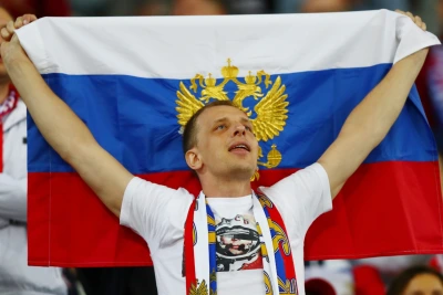 Русия се завърна на международната сцена във футбола с гръм и трясък