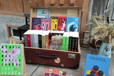 "Книжарница в куфар": как културата се превръща в устойчив бизнес