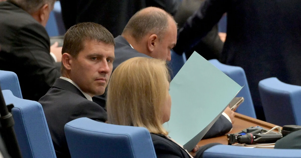 Ивелин Михайлов даде вота си за промяна на системата