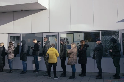 Сърбите свалят Вучич? 60% избирателна активност на изборите (ВИДЕО)
