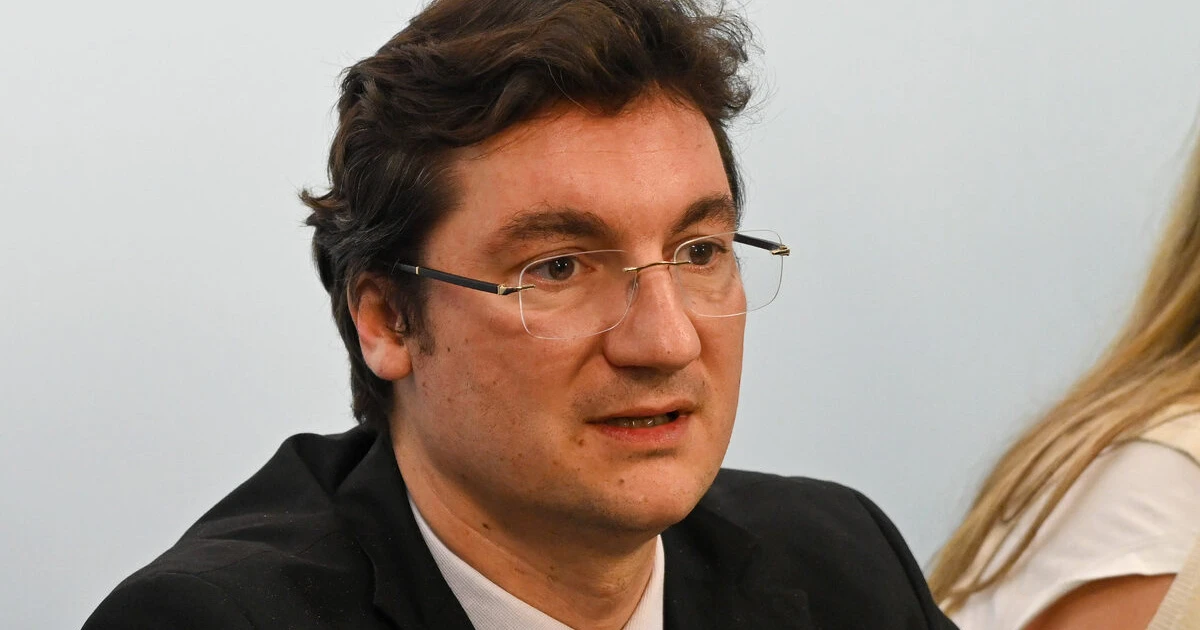 Според Крум Зарков Йотова няма път за разговор с ГЕРБ