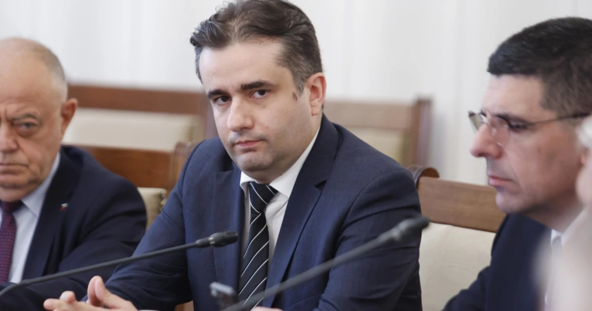"Демократите бяха силно подценени": ДБ казаха от какво зависи втори тур на президентския вот