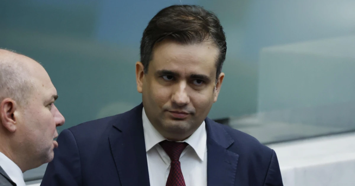 "Това е само първото полувреме": Божанов е категоричен, че Гюров и Кандев няма да звънят по партийни централи