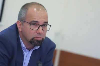 Ако Йотова загуби - губи Радев
