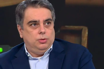 Асен Василев след първия тур: Изборът на президент не трябва да бъде продукт на партийни договорки