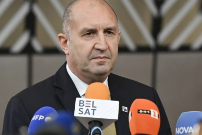 Радев се изтъкна на международен форум, че е извикал руския посланик, а Турция и Румъния - не