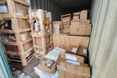 На Пристанище Варна задържаха контрабандни стоки, скрити в контейнер от Китай