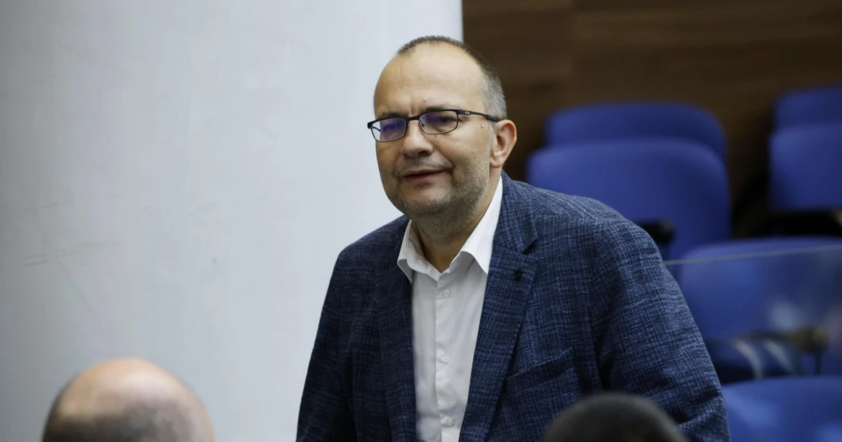 Защо Радев е толкова изнервен? Мартин Димитров с отговор