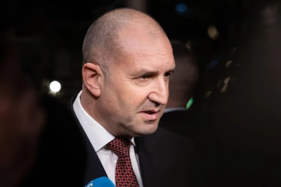Следизборното нанадолнище: Виртуални заплахи, реална истерия