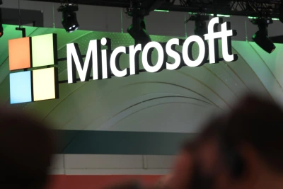 "Пропукването на корпоративния модел": Microsoft ще освободи 60 000 служители