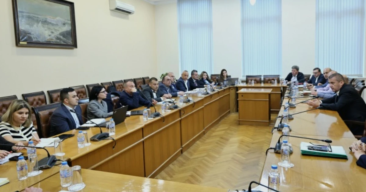 БДЖ и „Ивкони експрес“ напредват в организацията на жп превозите от 13 декември