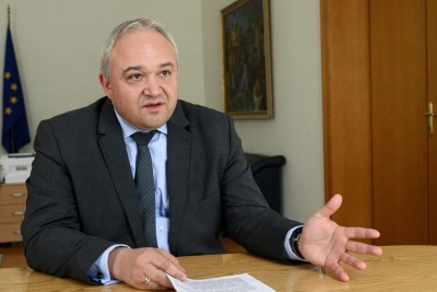 Властта очаква Германия да предаде задържаните за палежа на антени на "Старлинк"