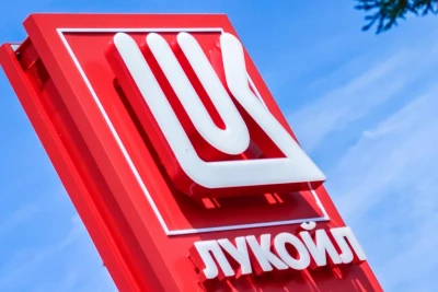Великобритания удължи лиценза на „Лукойл“ с 4 месеца