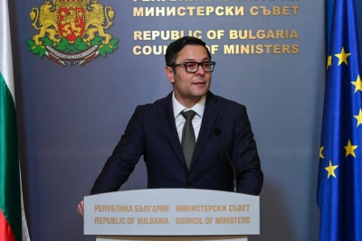 Великобритания отново удължи лиценза за ългарски дружества на "Лукойл"