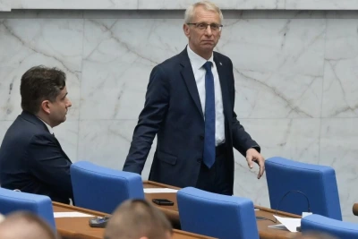 Денков попита управляващите защо, въпреки снишаването, войната се приближава