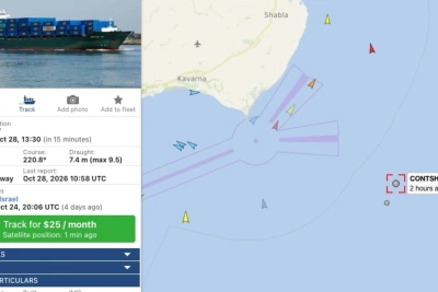 Над 20 контейнера паднаха в морето след поредната атака в Черно море, има опасни вещества (ВИДЕО)