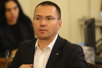 Тази неделя ще имаме възможността да гласуваме "против"