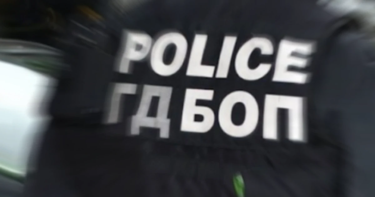 Спипаха 19-годишен хакер, атакувал сайтове на институции, медии и фирми