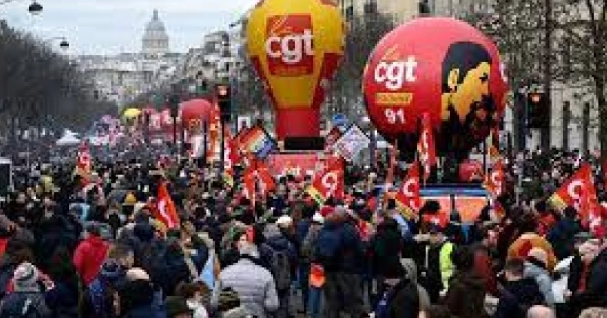 Франция се готви за нови масови протести, очакват до 450 000 души