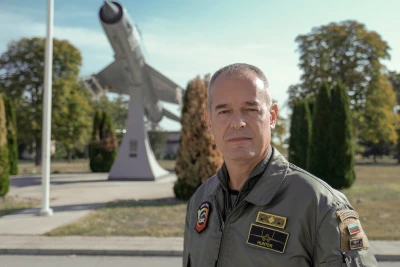 Началникът на Военновъздушните сили няма да участва в президентската надпревара