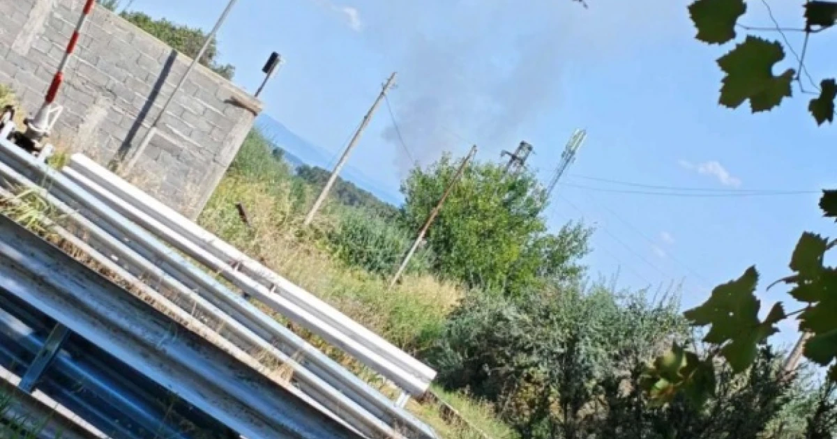 Пожар избухна край села в община Септември