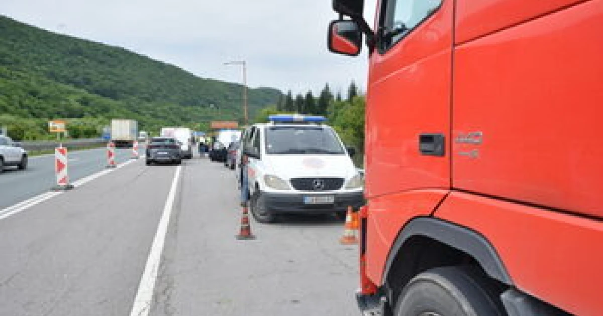 И тази седмица се спират камионите по "Тракия" и "Струма" в петък и неделя