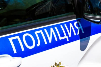 Полицейски служители задържаха двама младежи за подготвяна гонка с автомобили във Велико Търново