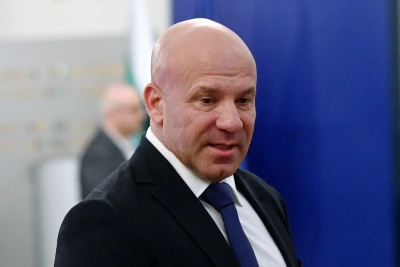Министърът на спорта е започнал разговори с общината за нов национален стадион